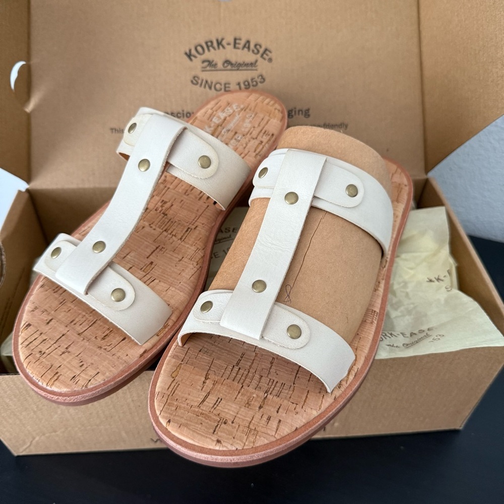 NEW KORK-EASE Women's Basel Leather Flat Sandals